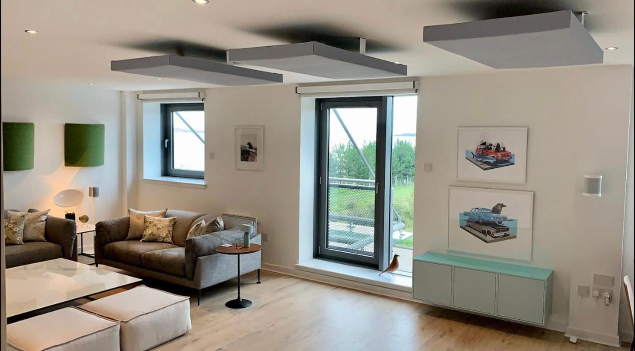 Beautiful Modern Sea-Side Apartment In The City Edinburgh Exterior photo